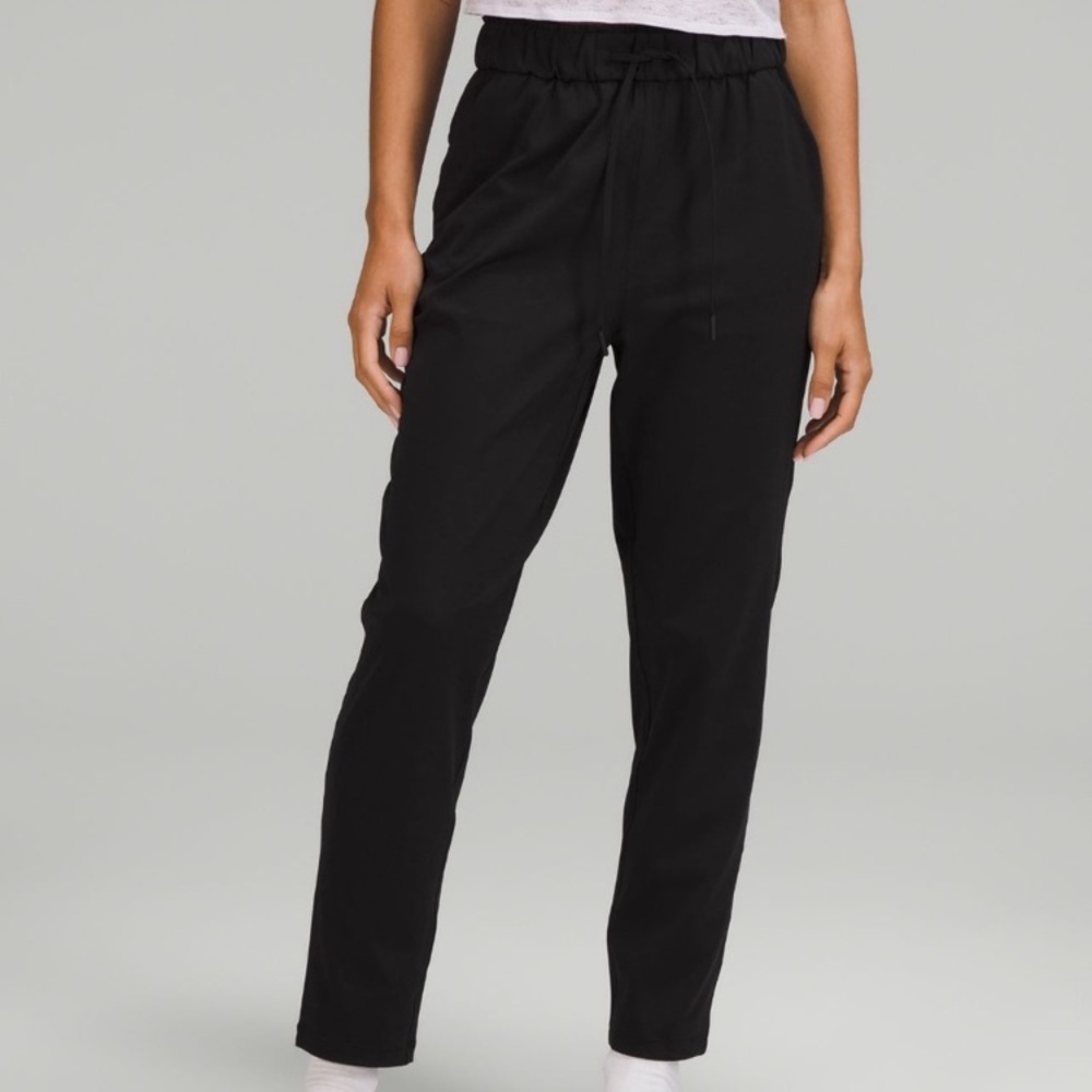 EUC Lululemon Stretch High-Rise 7/8 length Pant